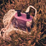 SCOTTISH FINE SOAPS Sada s péčí o ruce Wild Heather – 2 x 300 ml, fialová barva