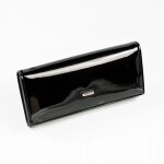 Matná dámská peněženka Alexie, černý lak