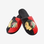 FOCO Pánské pantofle Chicago Blackhawks Team Logo Staycation Slipper Velikost: EU