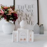 KÄHLER Lucerna domeček Urbania Tivoli Nimb, bílá barva, keramika