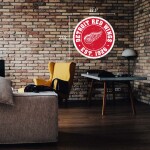Mustang Cedule Detroit Red Wings NHL 22" Round Distressed Logo