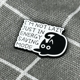 Pinarna.cz Černá kočka- I’m not lazy, just in energy saving mode / Nejsem líný/á, jen jsem v úsporném režimu