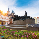 Nástěnný poznámkový kalendář 2026 NOTIQUE - Praha, 30 x 30 cm