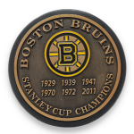 Mustang Puk Boston Bruins NHL Stanley Cup Years Gold Medallion