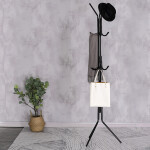 Věšák stojanový, výška 170,5 cm, kovová konstrukce, černý lak, nosnost 6 kg