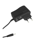 Qoltec AC nabíječka pro tablety 10.5W / 5V / 2.1A / 2.5 x 0.7 mm / 1.4 m (AZQOLBL00050001)