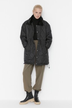 Trendyol černý oversize límec plyšový detailní zacvakávací kabát