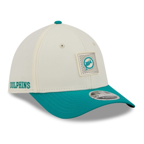 New Era Pánská kšiltovka Miami Dolphins NFL Historic Logo 2026 Training Camp 39THIRTY Flex Aqua Velikost: S/M