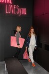 Nákupní taška přes rameno Reisenthel Shopper M Mesh coral