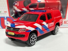 Požární Volkswagen Amarok - Brandweer (NL) - Bburago 1/43 (L15-30335)