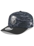 New Era Pánská kšiltovka Cleveland Browns NFL 2026 Salute to Service 9SEVENTY Stretch-Snap