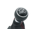 Řadicí páka s manžetou VW Caddy III EOS Golf V VI Jetta III Touran 5-rychl červená