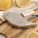 Ib Laursen Ruční lis na citron Fish Shaped, stříbrná barva, kov