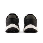 Běžecké boty New Balance W520LB8 36