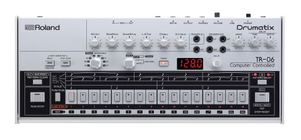 Roland TR-06