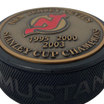 Mustang Puk New Jersey Devils NHL Stanley Cup Years Gold Medallion