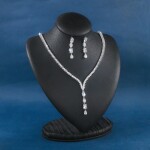 Luxusní souprava šperků Swarovski Elements Nathaly, Stříbrná 43 cm + 5 cm (prodloužení)