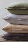 Chic Antique Sametový povlak na polštář Aix Thunder Grey 50 × 70 cm, šedá barva, textil