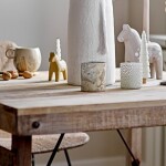 Bloomingville Vánoční svícen Siffer Polyresin Bílá, béžová barva, černá barva, bílá barva, pryskyřice