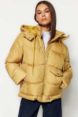 Trendyol Hořčice Oversize vodoodpudivý nafukovací kabát kapucí