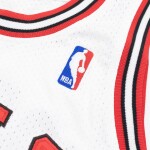 Mitchell & Ness Dětský dres Chicago Bulls NBA Michael Jordan #23 1997-98 Authentic Bílá (YOUTH)