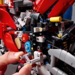 LEGO LEGO® Technic 42202 Motorka Ducati Panigale V4 S