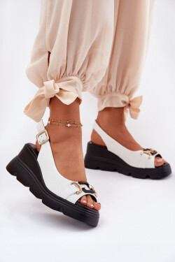 Dámské Kožené Sandály Na Klínu A Platformě S Dekorací Artiker 56C1588 Bílé 37