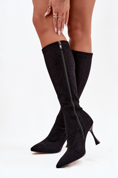 Dámské kozačky na jehlovém podpatku – černé Velikost: 39