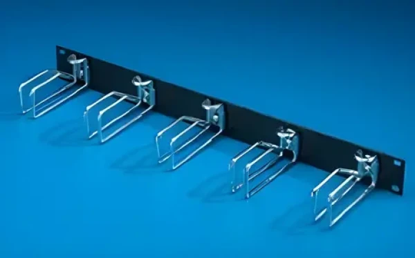 Rittal DK 7257.005 černá / Vyvazovací panel do racku / 19" / 1U / 43×105 mm / ocel (7257005)