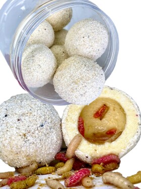 LK Baits Nutrigo Monster Live Stink Woorm - Nahnilý červ 250ml - 25-30mm 8ks,LK Baits Nutrigo Monster Live Stink Woorm - Nahnilý červ 250ml - 25-30mm