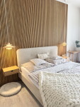 Louis Poulsen Závěsná lampa PH 5 Ø320 Opal Beige, béžová barva, plast