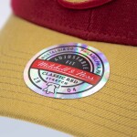 Mitchell & Ness Pánská kšiltovka Cleveland Cavaliers NBA Team Arch Classic Red Stretch-Snap
