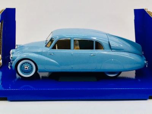 Tatra 87 sv. modrá - 1/18 MCG #MCG18362