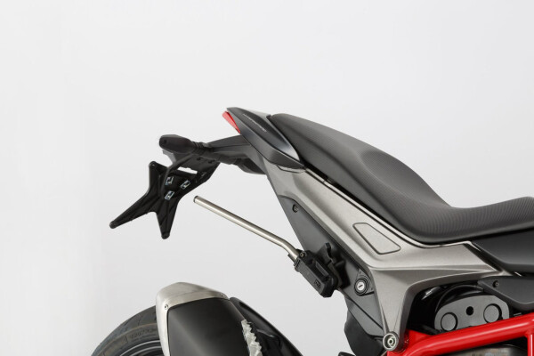 Ducati Hypermotard/Hyperstrada (13-) - podpěry pod brašny SW-Motech