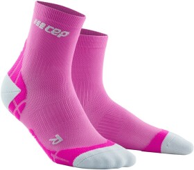 CEP dámské krátké běžecké kompresní ponožky ULTRALIGHT - růžová / světle šedá Velikost: II (EUR 34-37)