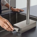 HANSGROHE - M81 Dřezová baterie Aquno Select s výsuvnou koncovkou a plochým sprchovým proudem, vzhled nerezu 73837800