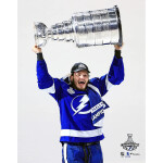 Fanatics Fotografie Mikhail Sergachev Tampa Bay Lightning NHL 2021 Stanley Cup Champions Raising Cup Photograph 8" x 10"