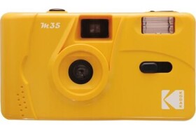 Kodak M35 žlutá / Fotoaparát na film / 31mm objektiv / 35mm film / blesk (DA00233)