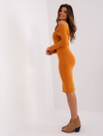 Světle oranžové vypasované španělské bavlněné šaty