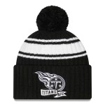 New Era Pánská zimní čepice Tennessee Titans NFL Official 2022 Sideline Sport Knit Black & White