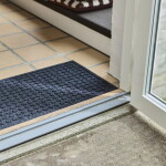 House Doctor Rohožka Rectangle Black, černá barva