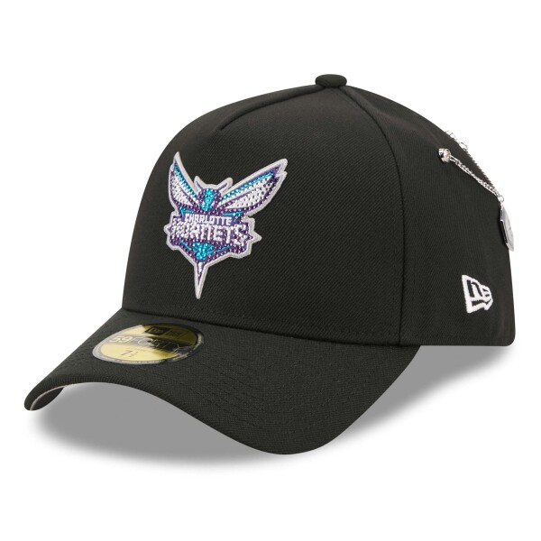New Era Pánská kšiltovka Charlotte Hornets NBA 2026 Draft On-Stage Crystal 59FORTY A-Frame Fitted Velikost: 7 1/2