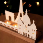 Räder Porcelánový svícen City Skyline Paris, bílá barva, dřevo, porcelán