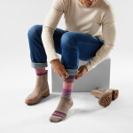Unisex merino městské ponožky SMARTWOOL Everyday Stitch Stripe Crew Socks, Fossil/Purple velikost: 42-45 (L)