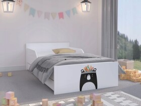 DumDekorace Kvalitně zpracovaná dětská postel s medvědem 160 x 80 cm