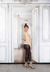 Sexy vypasovaný svetr 9295 - In Stylefashion UNI hnědá
