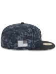New Era Pánská kšiltovka Tampa Bay Buccaneers NFL 2026 Salute to Service 59FIFTY Fitted Velikost: 7 5/8