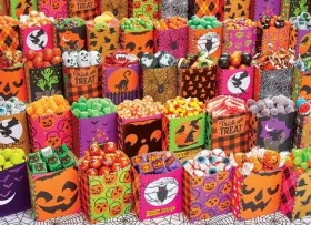COBBLE HILL Puzzle Halloweenské sladkosti