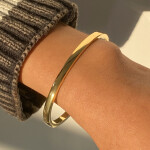 ELENYS Grace – pozlacený náramek 18K žluté zlato Délka náramku: Vnitřní průměr 6 cm / obvod cca 18,8 cm