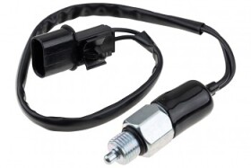 Spínač světla zpátečky MITSUBISHI L200 PAJERO II III